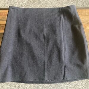 NWOT Old Navy Dark Gray Mini Skirt